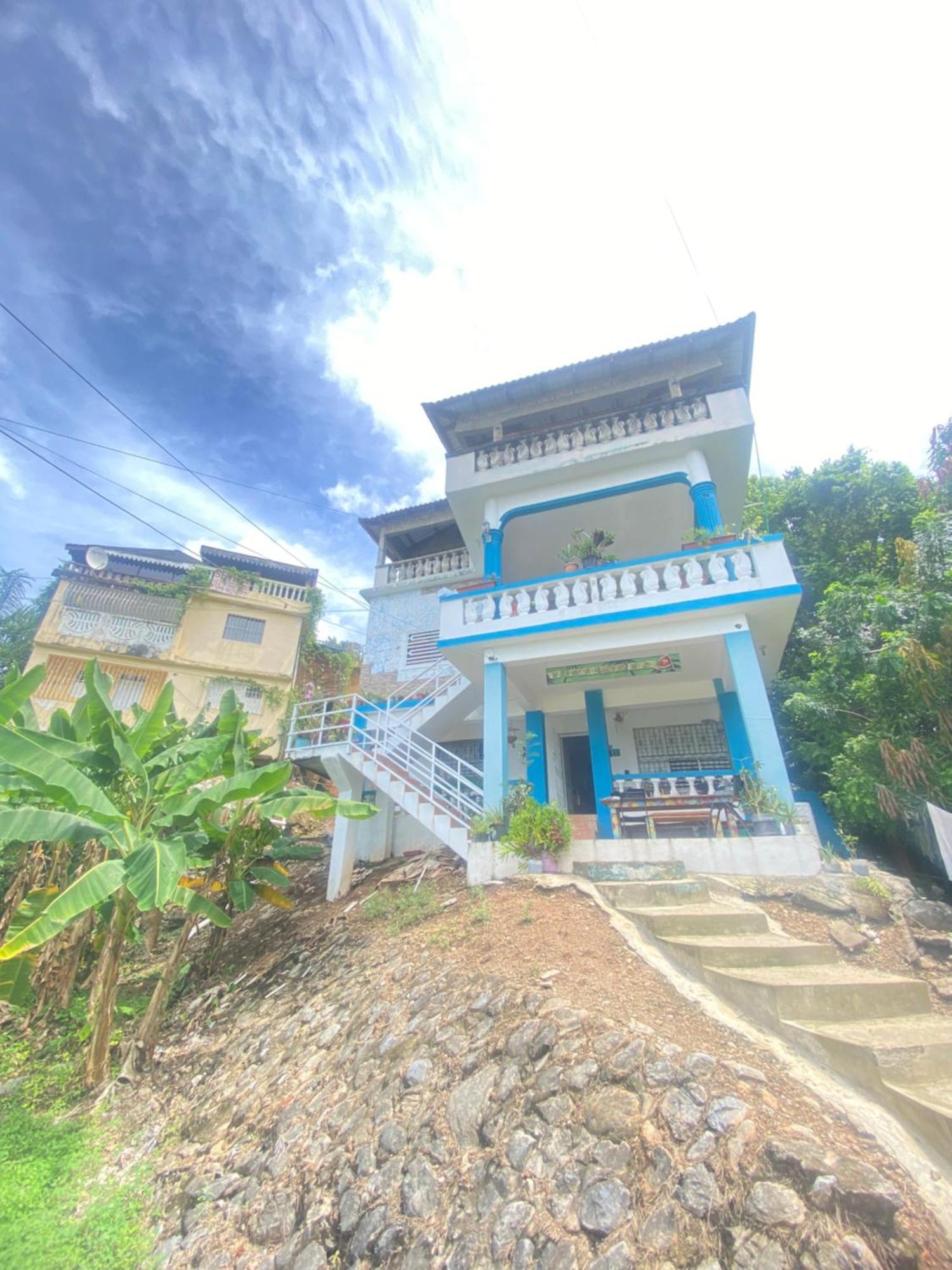 Hostel Watermelon House Samana Bagian luar foto