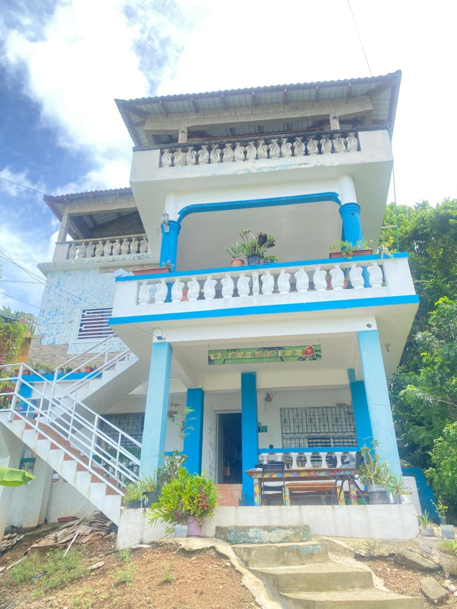 Hostel Watermelon House Samana Bagian luar foto