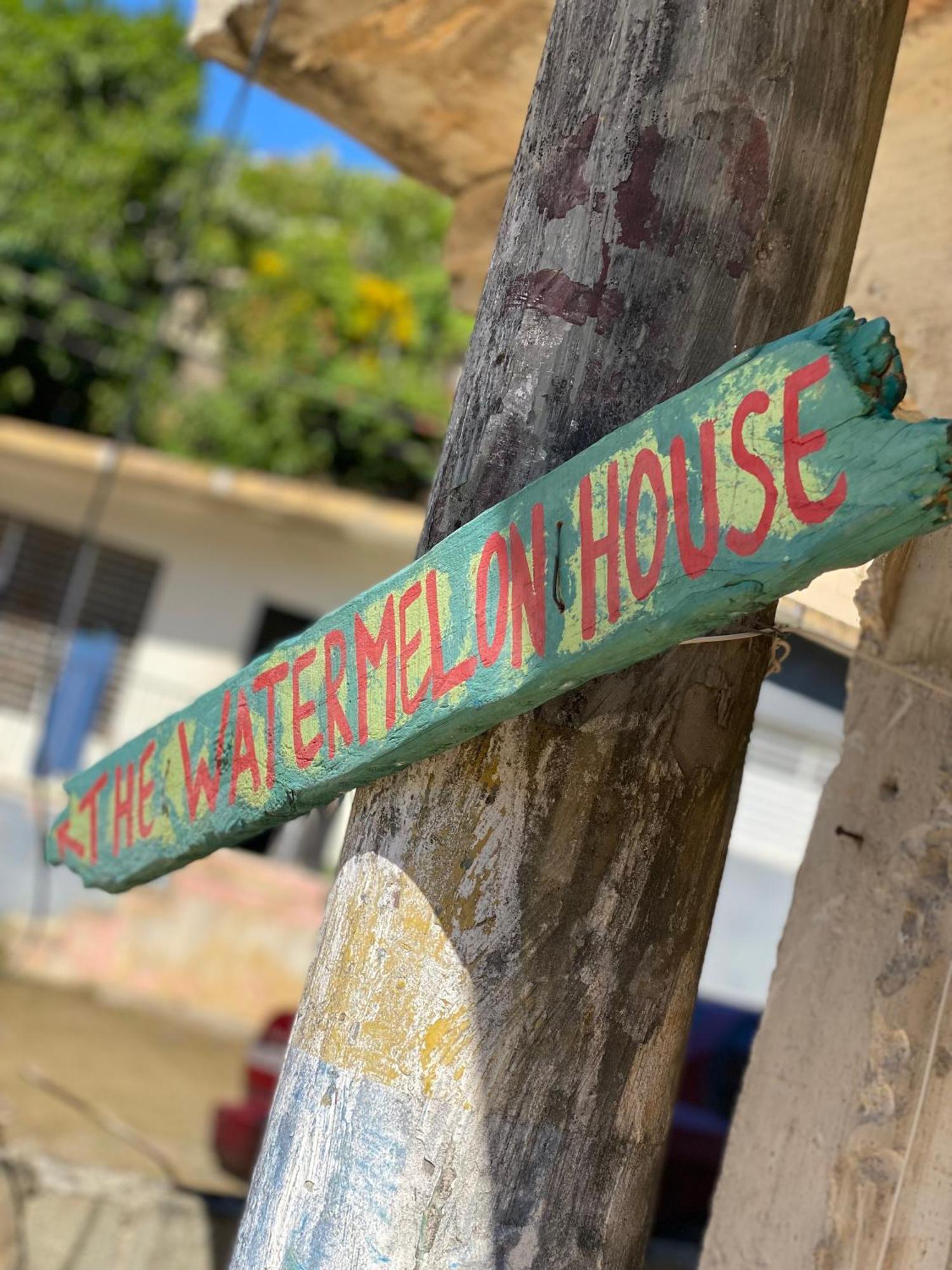 Hostel Watermelon House Samana Bagian luar foto